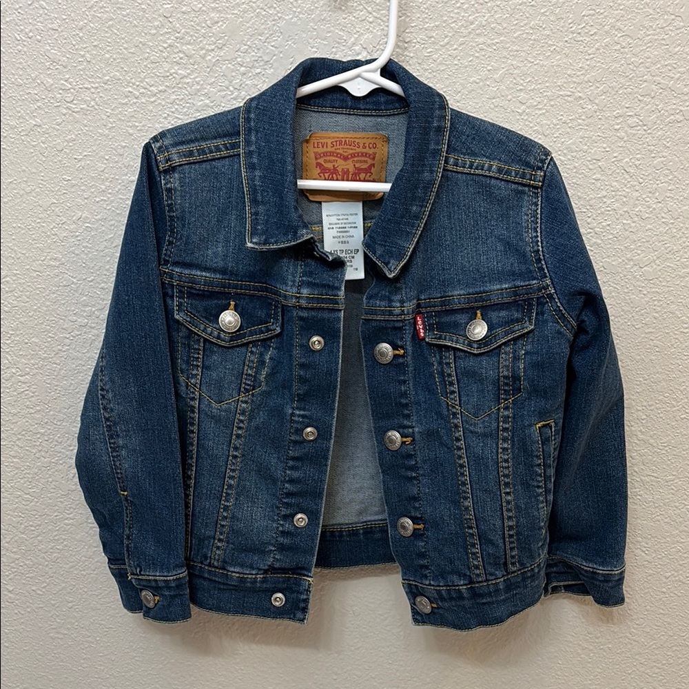 Levi's Blue Jean Jacket Classic Denim Style